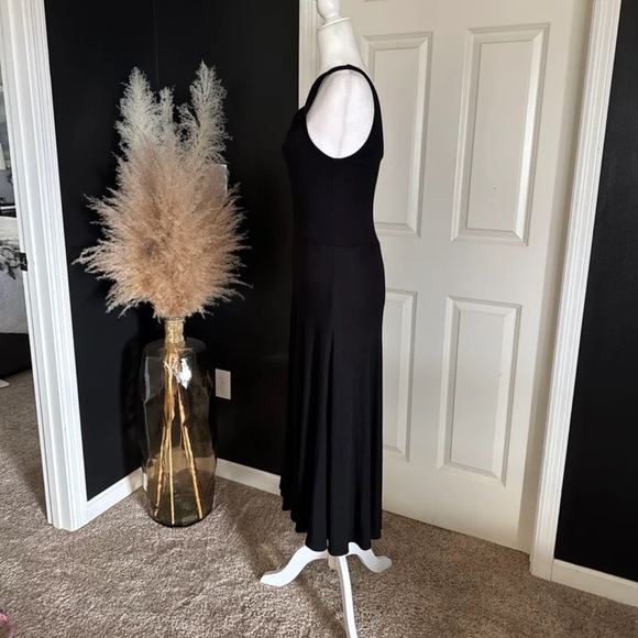 Marine Layer Lexi Rib Sun-In Fit & Flare Dress in Black 
size Medium - Picture 8 of 12